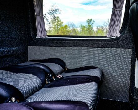 Синий Мерседес Sprinter, объемом двигателя 3 л и пробегом 332 тыс. км за 17500 $, фото 12 на Automoto.ua