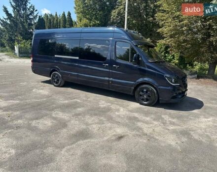Синий Мерседес Sprinter, объемом двигателя 4.66 л и пробегом 650 тыс. км за 16500 $, фото 7 на Automoto.ua