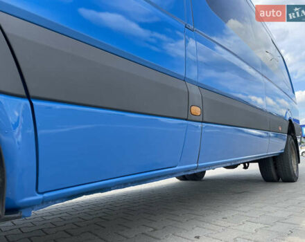 Синий Мерседес Sprinter, объемом двигателя 2.15 л и пробегом 444 тыс. км за 9999 $, фото 29 на Automoto.ua
