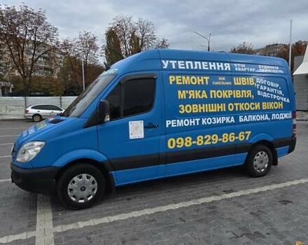 Синий Мерседес Sprinter, объемом двигателя 2.15 л и пробегом 290 тыс. км за 11850 $, фото 1 на Automoto.ua