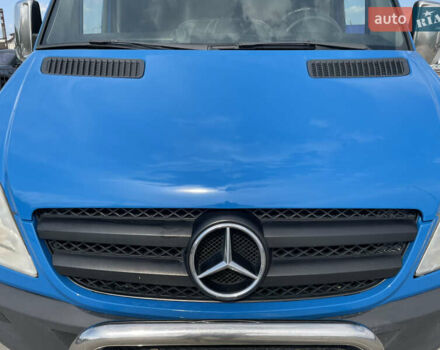 Синий Мерседес Sprinter, объемом двигателя 2.15 л и пробегом 444 тыс. км за 9999 $, фото 33 на Automoto.ua