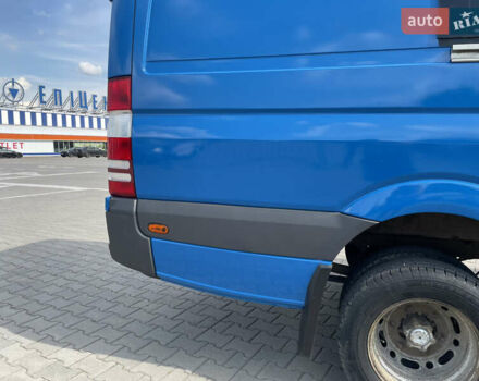 Синий Мерседес Sprinter, объемом двигателя 2.15 л и пробегом 444 тыс. км за 9999 $, фото 43 на Automoto.ua