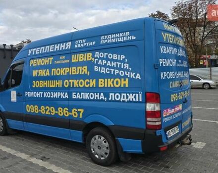 Синий Мерседес Sprinter, объемом двигателя 2.15 л и пробегом 290 тыс. км за 11850 $, фото 4 на Automoto.ua