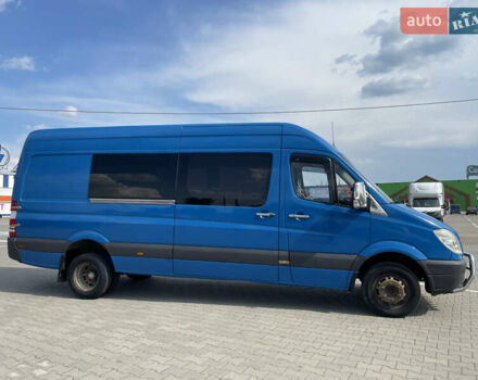 Синий Мерседес Sprinter, объемом двигателя 2.15 л и пробегом 444 тыс. км за 9999 $, фото 5 на Automoto.ua