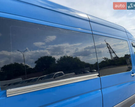Синий Мерседес Sprinter, объемом двигателя 2.15 л и пробегом 444 тыс. км за 9999 $, фото 47 на Automoto.ua