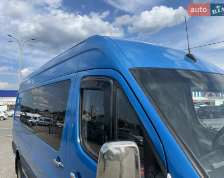 Синий Мерседес Sprinter, объемом двигателя 2.15 л и пробегом 444 тыс. км за 9999 $, фото 39 на Automoto.ua