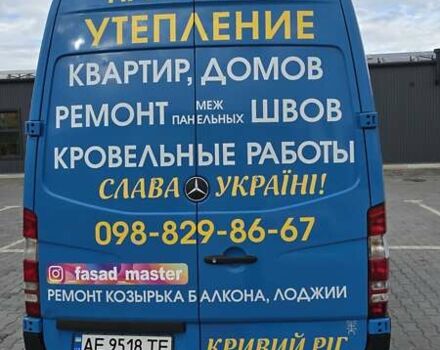 Синий Мерседес Sprinter, объемом двигателя 2.15 л и пробегом 290 тыс. км за 11850 $, фото 10 на Automoto.ua