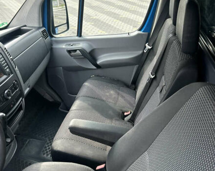 Синий Мерседес Sprinter, объемом двигателя 3 л и пробегом 280 тыс. км за 15000 $, фото 8 на Automoto.ua