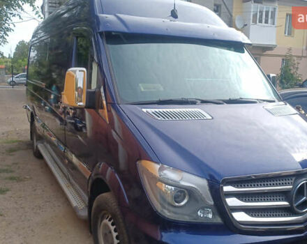 Синий Мерседес Sprinter, объемом двигателя 2.15 л и пробегом 450 тыс. км за 19999 $, фото 1 на Automoto.ua