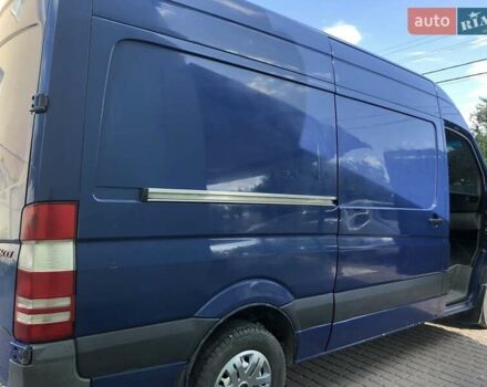 Синій Мерседес Sprinter, об'ємом двигуна 2.14 л та пробігом 300 тис. км за 13500 $, фото 9 на Automoto.ua