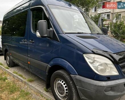 Синий Мерседес Sprinter, объемом двигателя 1.8 л и пробегом 569 тыс. км за 14100 $, фото 2 на Automoto.ua