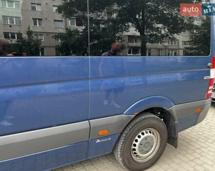 Синий Мерседес Sprinter, объемом двигателя 1.8 л и пробегом 569 тыс. км за 14100 $, фото 5 на Automoto.ua