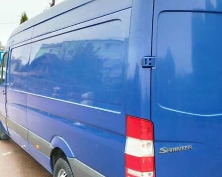 Синий Мерседес Sprinter, объемом двигателя 2.1 л и пробегом 390 тыс. км за 15750 $, фото 2 на Automoto.ua