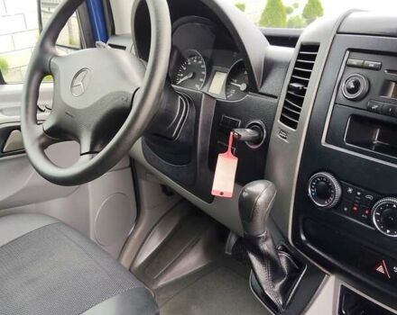 Синий Мерседес Sprinter, объемом двигателя 2.2 л и пробегом 249 тыс. км за 24700 $, фото 34 на Automoto.ua