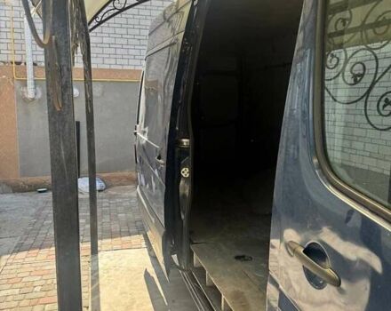 Синий Мерседес Sprinter, объемом двигателя 2.2 л и пробегом 438 тыс. км за 7000 $, фото 9 на Automoto.ua