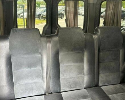Синий Мерседес Sprinter, объемом двигателя 2.2 л и пробегом 172 тыс. км за 26500 $, фото 12 на Automoto.ua