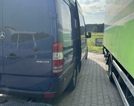 Синий Мерседес Sprinter, объемом двигателя 2.2 л и пробегом 449 тыс. км за 17900 $, фото 4 на Automoto.ua