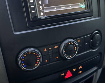 Синій Мерседес Sprinter, об'ємом двигуна 2.2 л та пробігом 280 тис. км за 18799 $, фото 38 на Automoto.ua