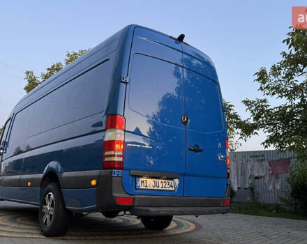 Синій Мерседес Sprinter, об'ємом двигуна 2.2 л та пробігом 280 тис. км за 18799 $, фото 58 на Automoto.ua