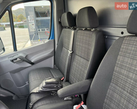 Синий Мерседес Sprinter, объемом двигателя 3 л и пробегом 267 тыс. км за 34300 $, фото 48 на Automoto.ua