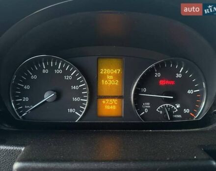 Синий Мерседес Sprinter, объемом двигателя 2.2 л и пробегом 228 тыс. км за 18500 $, фото 15 на Automoto.ua