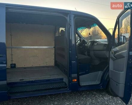 Синий Мерседес Sprinter, объемом двигателя 2.2 л и пробегом 228 тыс. км за 18500 $, фото 23 на Automoto.ua