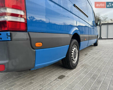 Синий Мерседес Sprinter, объемом двигателя 3 л и пробегом 267 тыс. км за 34300 $, фото 32 на Automoto.ua
