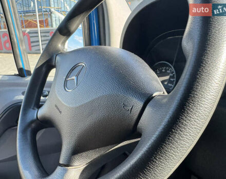 Синий Мерседес Sprinter, объемом двигателя 3 л и пробегом 267 тыс. км за 34300 $, фото 13 на Automoto.ua