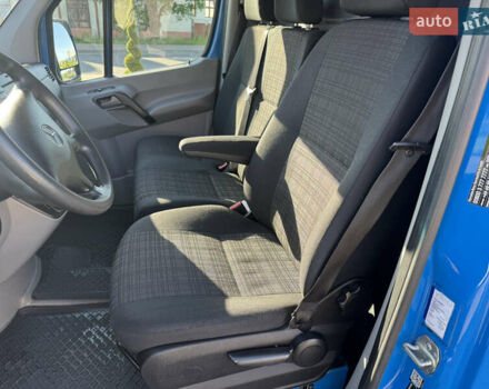 Синий Мерседес Sprinter, объемом двигателя 3 л и пробегом 267 тыс. км за 34300 $, фото 17 на Automoto.ua