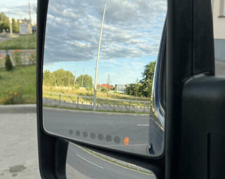 Синий Мерседес Sprinter, объемом двигателя 0 л и пробегом 339 тыс. км за 18900 $, фото 17 на Automoto.ua