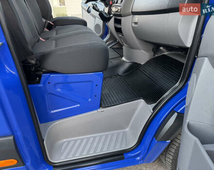 Синий Мерседес Sprinter, объемом двигателя 2.2 л и пробегом 297 тыс. км за 21900 $, фото 23 на Automoto.ua
