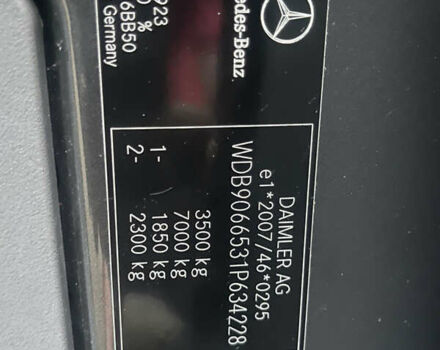 Синий Мерседес Sprinter, объемом двигателя 3 л и пробегом 411 тыс. км за 28000 $, фото 15 на Automoto.ua