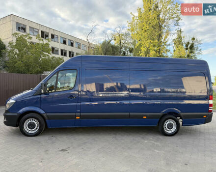 Синий Мерседес Sprinter, объемом двигателя 0 л и пробегом 339 тыс. км за 18900 $, фото 6 на Automoto.ua