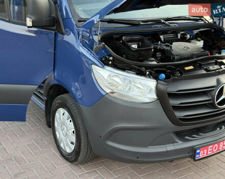 Синий Мерседес Sprinter, объемом двигателя 2.2 л и пробегом 271 тыс. км за 25999 $, фото 48 на Automoto.ua