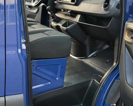 Синий Мерседес Sprinter, объемом двигателя 2.2 л и пробегом 271 тыс. км за 25999 $, фото 32 на Automoto.ua