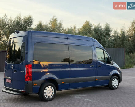 Синий Мерседес Sprinter, объемом двигателя 2.2 л и пробегом 271 тыс. км за 25999 $, фото 19 на Automoto.ua