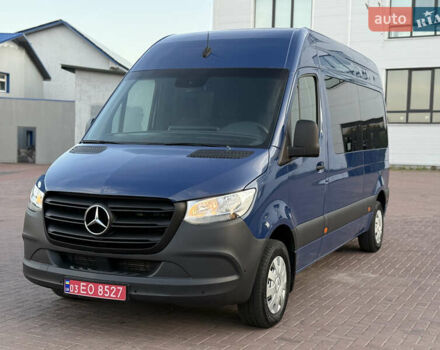 Синий Мерседес Sprinter, объемом двигателя 2.2 л и пробегом 271 тыс. км за 25999 $, фото 6 на Automoto.ua
