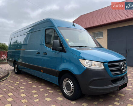 Синий Мерседес Sprinter, объемом двигателя 2.2 л и пробегом 288 тыс. км за 32000 $, фото 4 на Automoto.ua