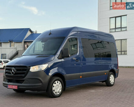 Синий Мерседес Sprinter, объемом двигателя 2.2 л и пробегом 271 тыс. км за 25999 $, фото 22 на Automoto.ua