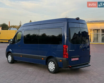 Синий Мерседес Sprinter, объемом двигателя 2.2 л и пробегом 271 тыс. км за 25999 $, фото 13 на Automoto.ua