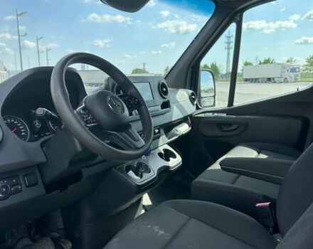 Синий Мерседес Sprinter, объемом двигателя 2.99 л и пробегом 29 тыс. км за 70000 $, фото 15 на Automoto.ua