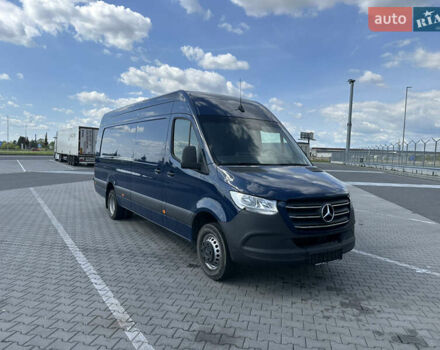 Синий Мерседес Sprinter, объемом двигателя 2.99 л и пробегом 29 тыс. км за 70000 $, фото 2 на Automoto.ua