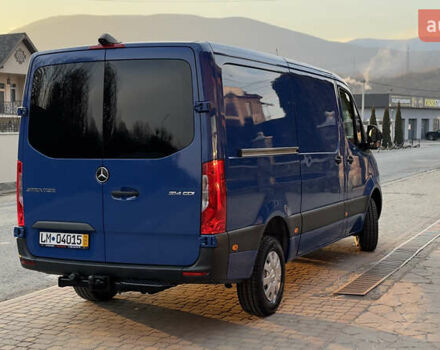 Синий Мерседес Sprinter, объемом двигателя 2.2 л и пробегом 252 тыс. км за 26474 $, фото 32 на Automoto.ua