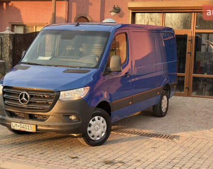 Синий Мерседес Sprinter, объемом двигателя 2.2 л и пробегом 252 тыс. км за 26474 $, фото 6 на Automoto.ua