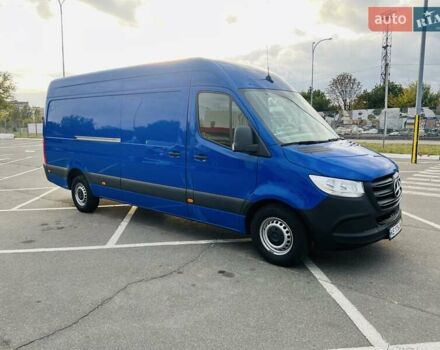 Синий Мерседес Sprinter, объемом двигателя 2.14 л и пробегом 220 тыс. км за 29000 $, фото 2 на Automoto.ua