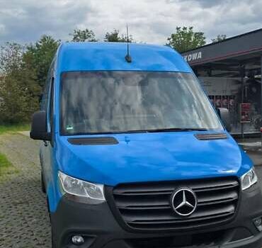 Синий Мерседес Sprinter, объемом двигателя 0 л и пробегом 350 тыс. км за 26500 $, фото 6 на Automoto.ua