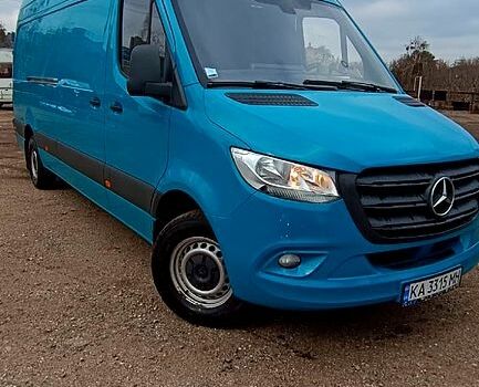 Синий Мерседес Sprinter, объемом двигателя 2.1 л и пробегом 237 тыс. км за 28000 $, фото 1 на Automoto.ua