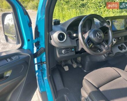 Синій Мерседес Sprinter, об'ємом двигуна 2.99 л та пробігом 275 тис. км за 35191 $, фото 6 на Automoto.ua