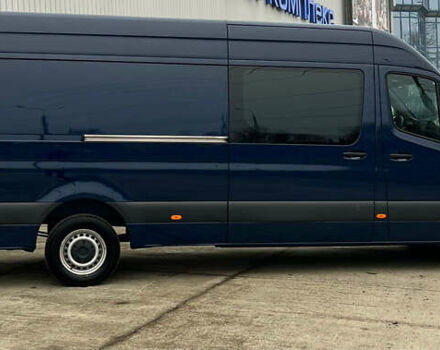 Синий Мерседес Sprinter, объемом двигателя 2.99 л и пробегом 230 тыс. км за 42761 $, фото 4 на Automoto.ua
