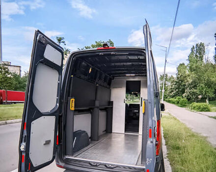 Синий Мерседес Sprinter, объемом двигателя 0 л и пробегом 33 тыс. км за 22268 $, фото 4 на Automoto.ua